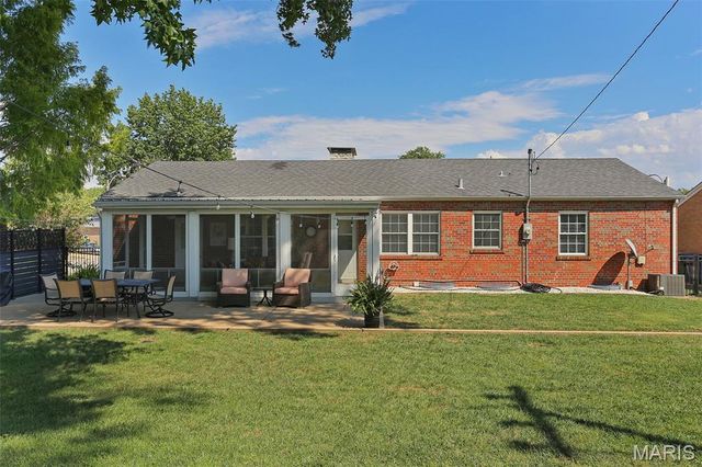 5909 Childress Avenue, St Louis, MO 63109
