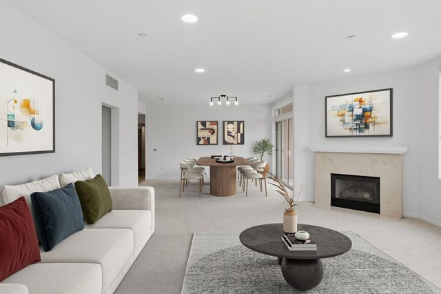 130 E San Fernando Street 419, San Jose, CA 95112