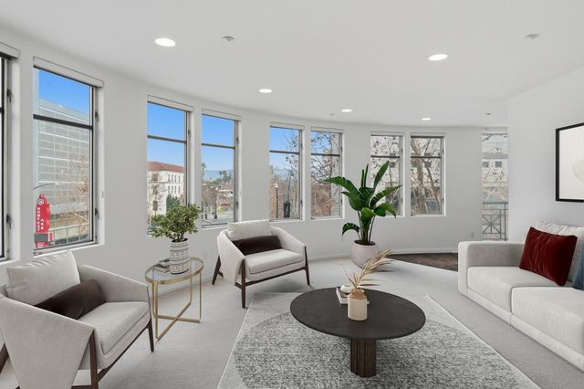 130 E San Fernando Street 419, San Jose, CA 95112