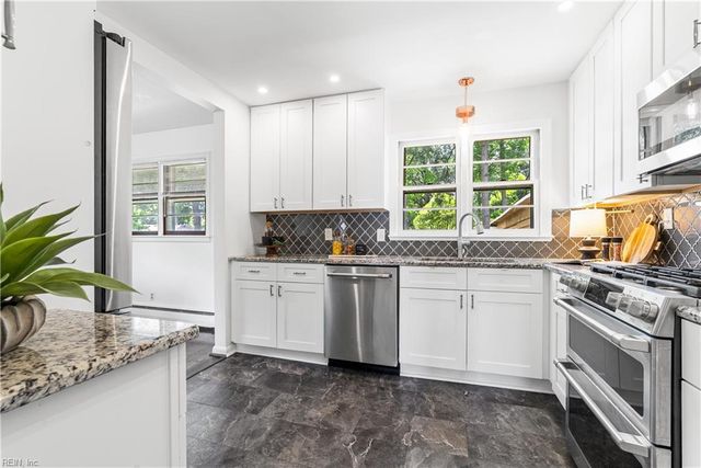 2021 Meadow Lake CT, Norfolk, VA 23518