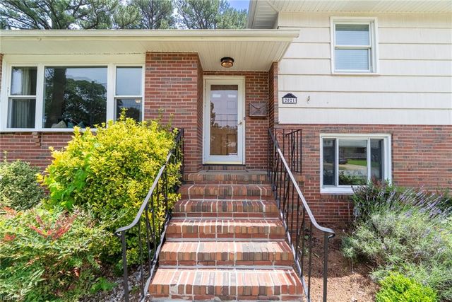 2021 Meadow Lake CT, Norfolk, VA 23518