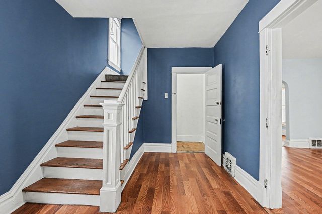 1510 W Main Street, Kalamazoo City, MI 49006