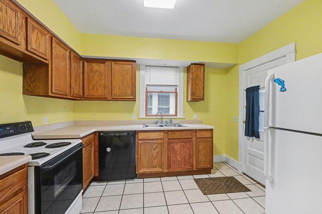 1510 W Main Street, Kalamazoo City, MI 49006