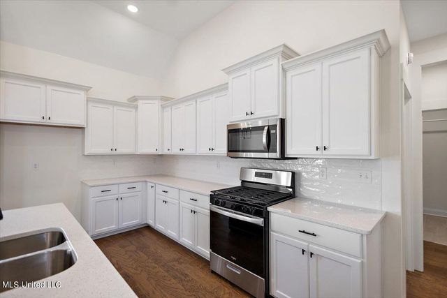 7691 John Elliott Lane, Hernando, MS 38632