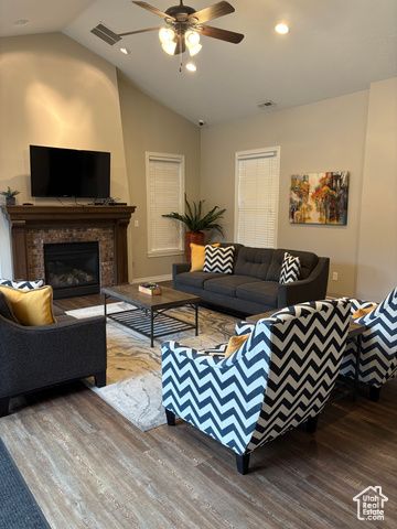 6779 S SIENNA PARK LN, Midvale, UT 84047