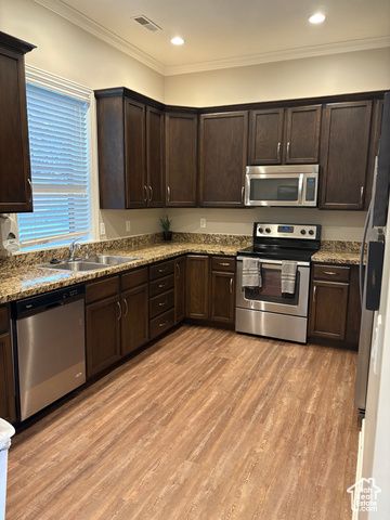 6779 S SIENNA PARK LN, Midvale, UT 84047