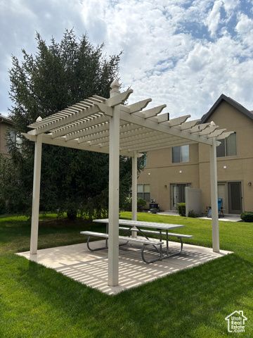 6779 S SIENNA PARK LN, Midvale, UT 84047