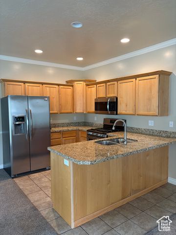 6779 S SIENNA PARK LN, Midvale, UT 84047