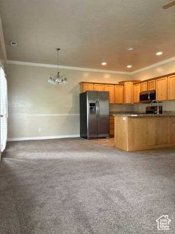 6779 S SIENNA PARK LN, Midvale, UT 84047