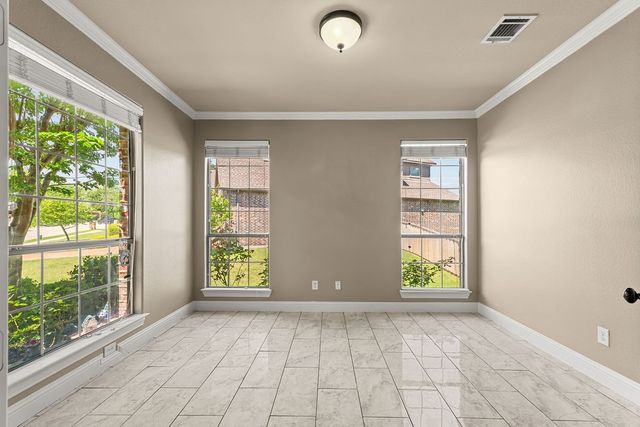 6631 Crestmoor Lane, Sachse, TX 75048