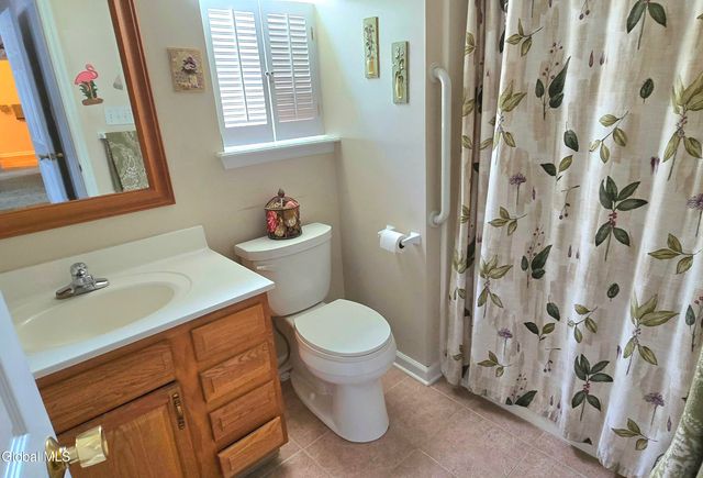 83 Morning Glory Way, Rotterdam, NY 12306