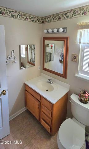 83 Morning Glory Way, Rotterdam, NY 12306