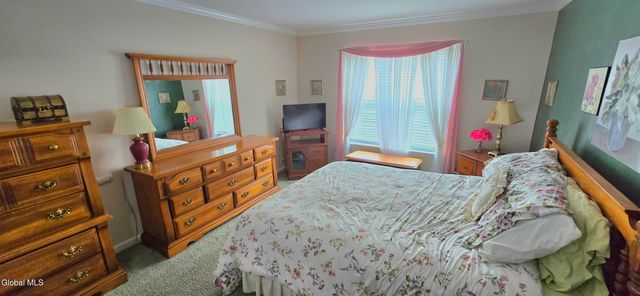 83 Morning Glory Way, Rotterdam, NY 12306