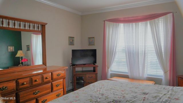 83 Morning Glory Way, Rotterdam, NY 12306