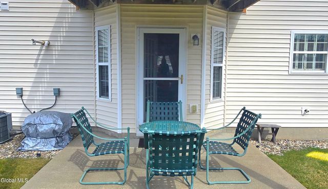 83 Morning Glory Way, Rotterdam, NY 12306