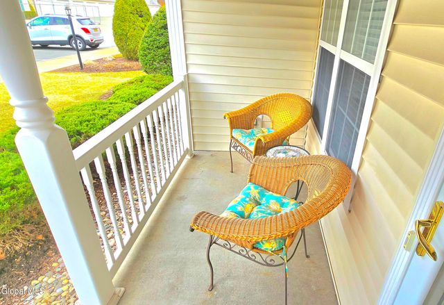 83 Morning Glory Way, Rotterdam, NY 12306