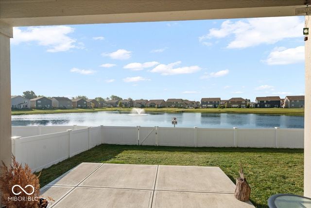 8859 Laurelton Place, Brownsburg, IN 46112