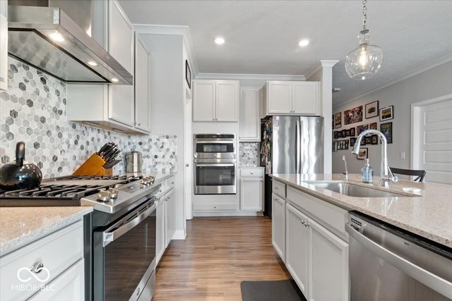 8859 Laurelton Place, Brownsburg, IN 46112