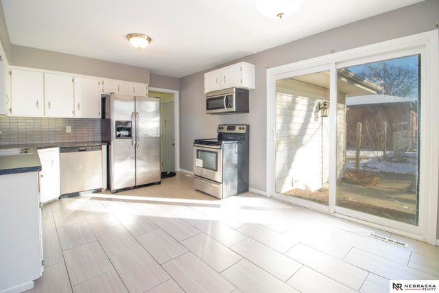 7541 Holdrege Street, Lincoln, NE 68505