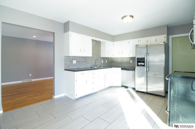 7541 Holdrege Street, Lincoln, NE 68505