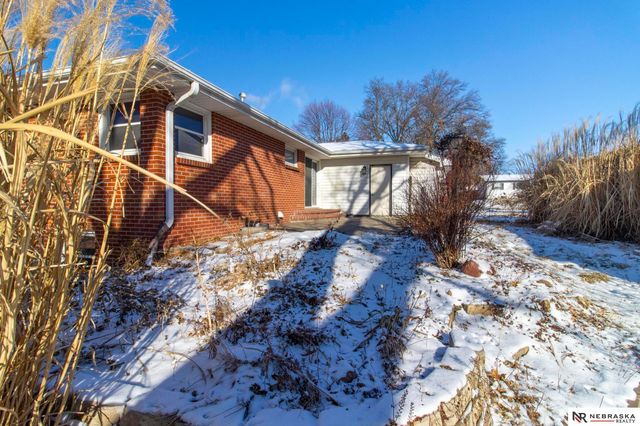 7541 Holdrege Street, Lincoln, NE 68505