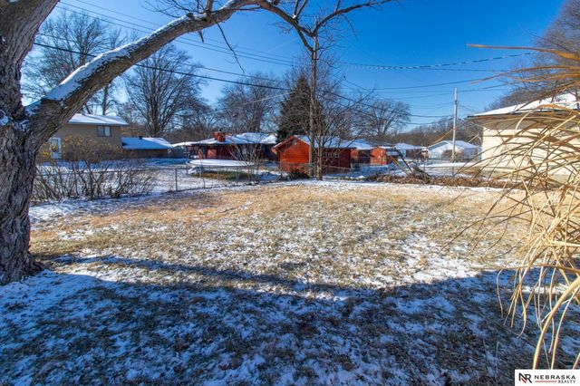 7541 Holdrege Street, Lincoln, NE 68505