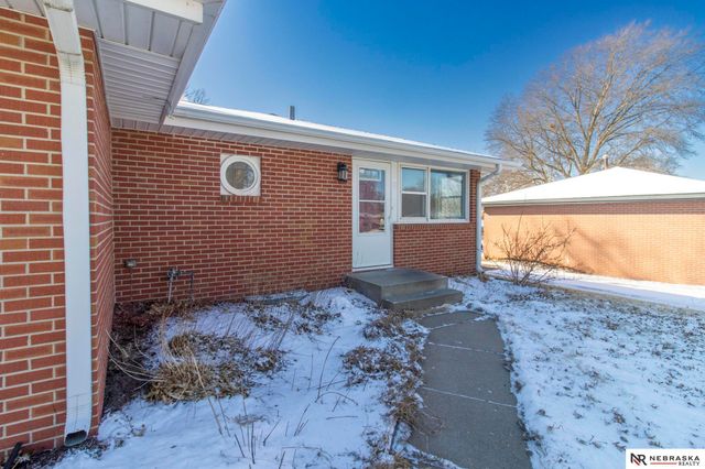 7541 Holdrege Street, Lincoln, NE 68505