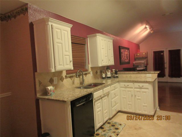 1121 Springwood Drive, Saginaw, TX 76179