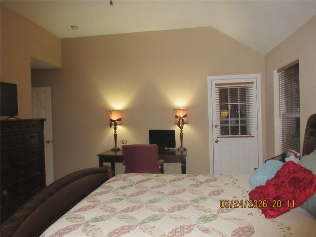 1121 Springwood Drive, Saginaw, TX 76179