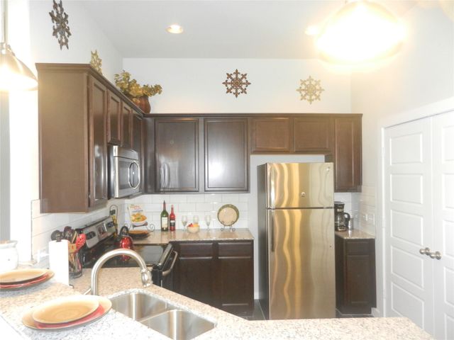 124 - 126 Hidden Springs DR, Bastrop, TX 78602