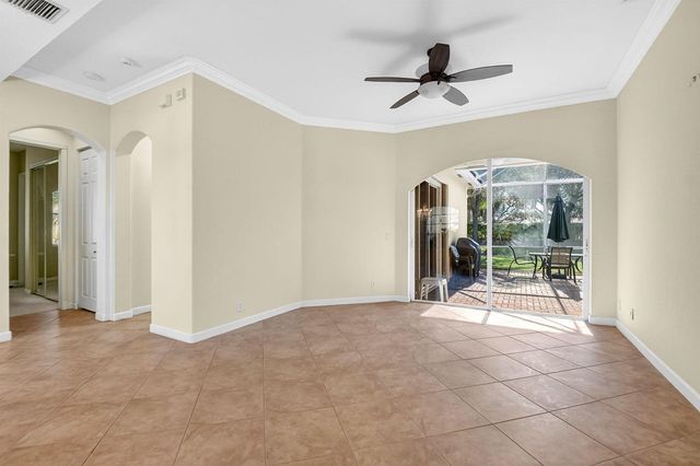 9566 Lantern Bay Circle, West Palm Beach, FL 33411