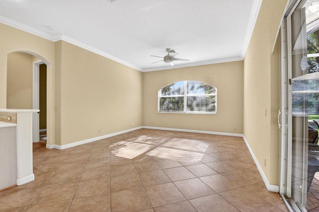 9566 Lantern Bay Circle, West Palm Beach, FL 33411