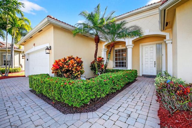 9566 Lantern Bay Circle, West Palm Beach, FL 33411