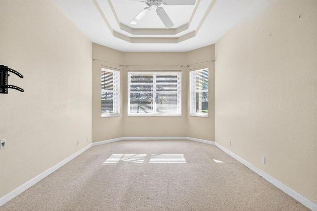 9566 Lantern Bay Circle, West Palm Beach, FL 33411