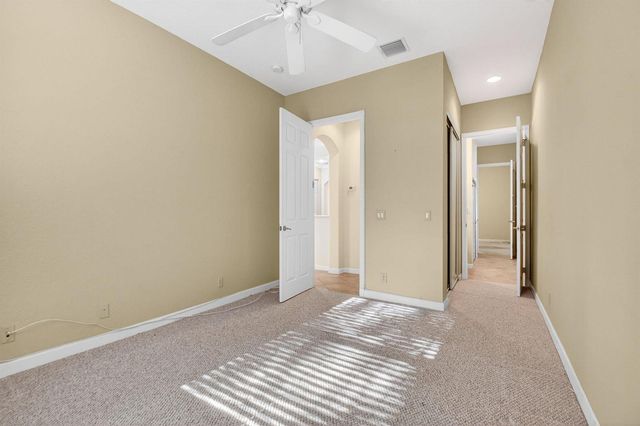 9566 Lantern Bay Circle, West Palm Beach, FL 33411