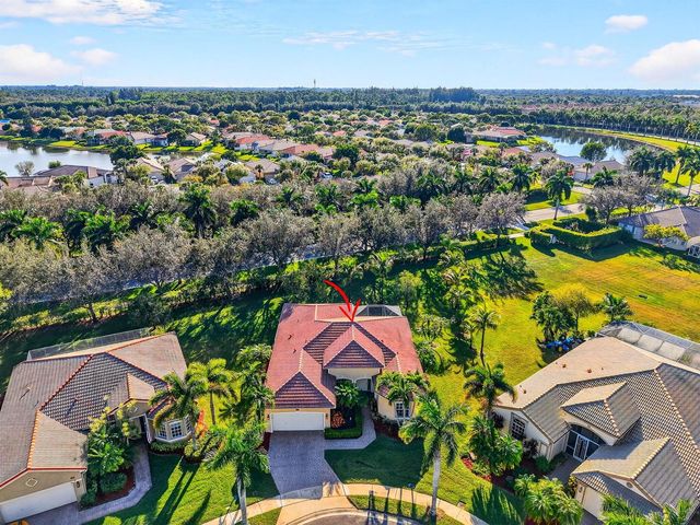 9566 Lantern Bay Circle, West Palm Beach, FL 33411