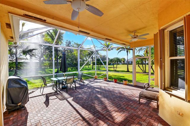 9566 Lantern Bay Circle, West Palm Beach, FL 33411