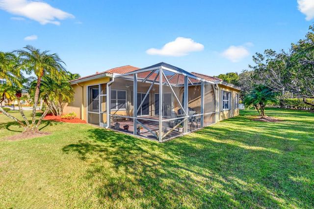 9566 Lantern Bay Circle, West Palm Beach, FL 33411