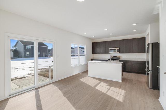 565 E 130th Place, Crown Point, IN 46307