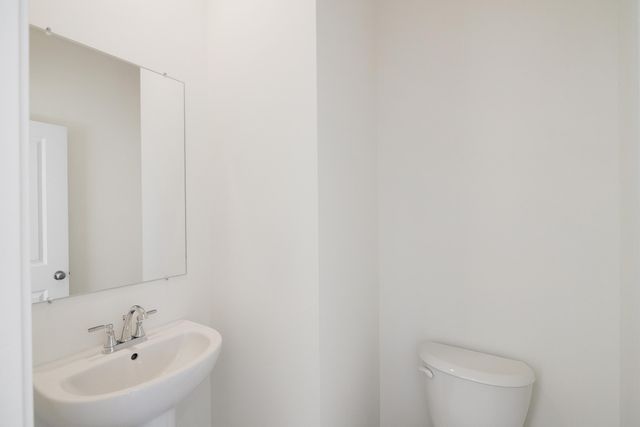 565 E 130th Place, Crown Point, IN 46307