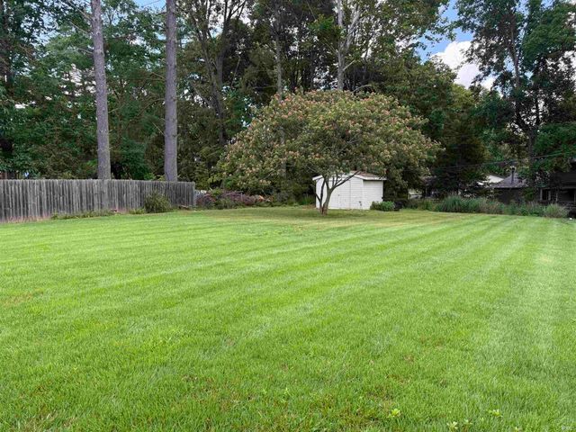 1417 E Clairmont Place, Bloomington, IN 47401