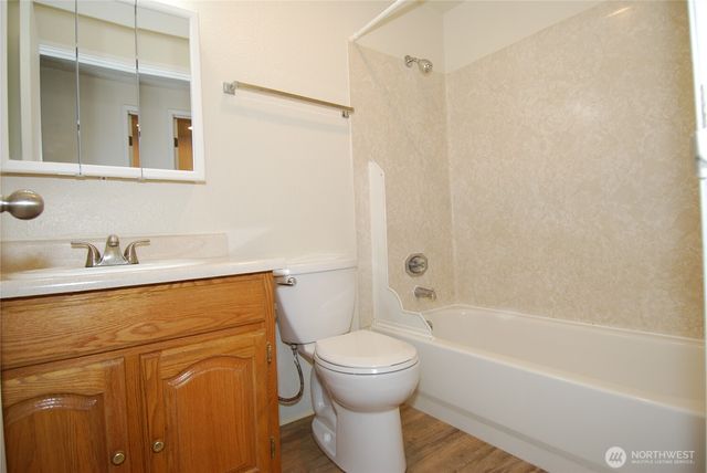 34019 1st Circle S, Federal Way, WA 98003