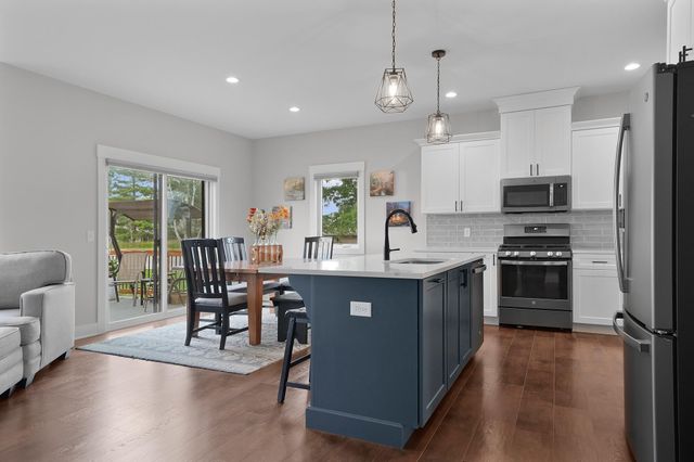 6564 Sheldon Crossing Drive, Hudsonville, MI 49426