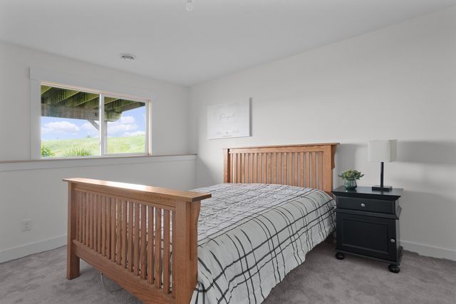 6564 Sheldon Crossing Drive, Hudsonville, MI 49426