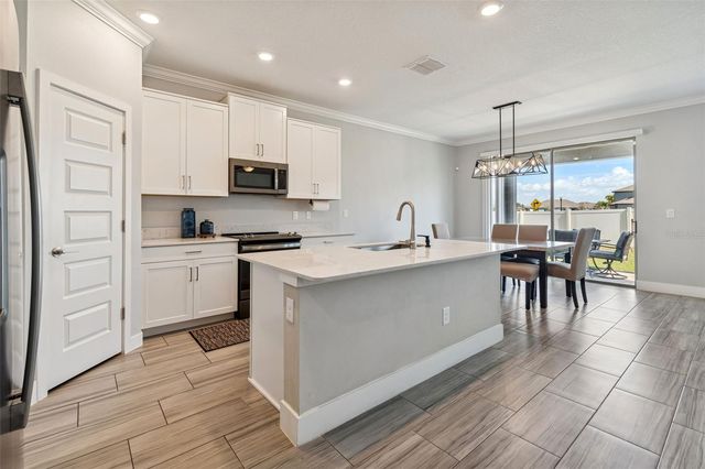 9822 LITTLE BLUESTEM DRIVE, Land O Lakes, FL 34637