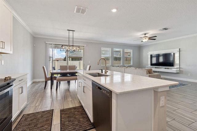 9822 LITTLE BLUESTEM DRIVE, Land O Lakes, FL 34637