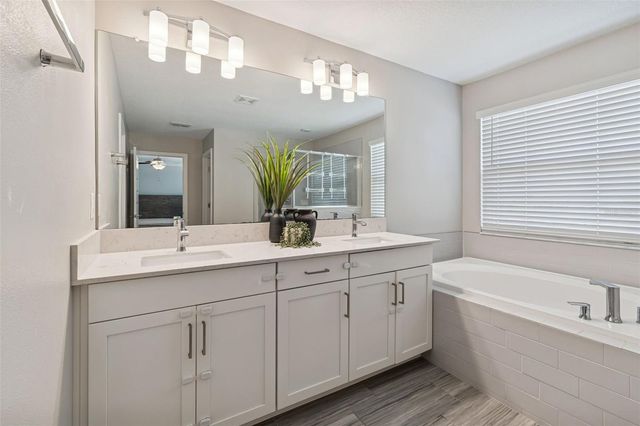 9822 LITTLE BLUESTEM DRIVE, Land O Lakes, FL 34637