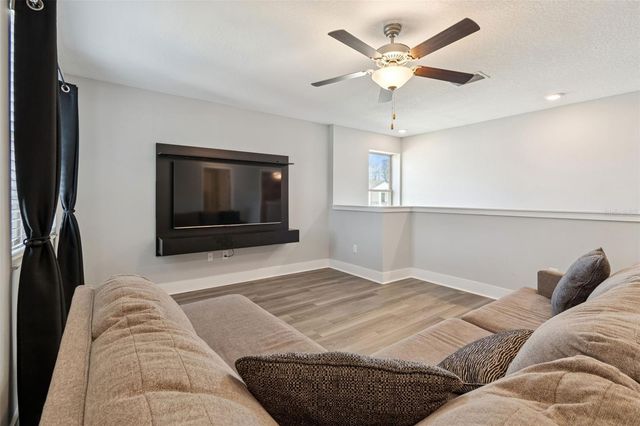 9822 LITTLE BLUESTEM DRIVE, Land O Lakes, FL 34637