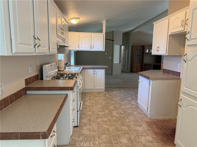 22576 Finnell Ave, Corning, CA 96021