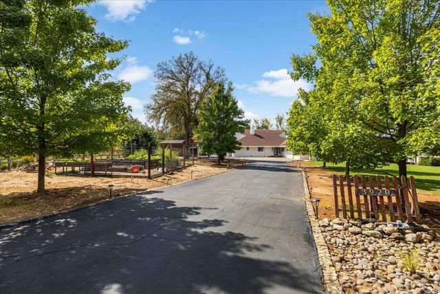 3920 Crosswood Dr, Shingle Springs, CA 95682